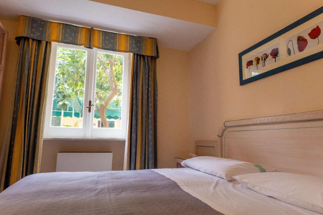 Hotel Royal Terme อีสเกีย ภายนอก รูปภาพ