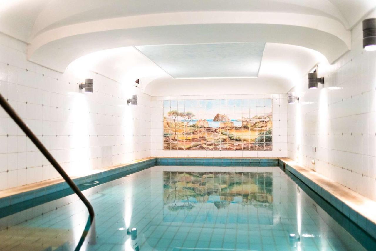 Hotel Royal Terme อีสเกีย ภายนอก รูปภาพ