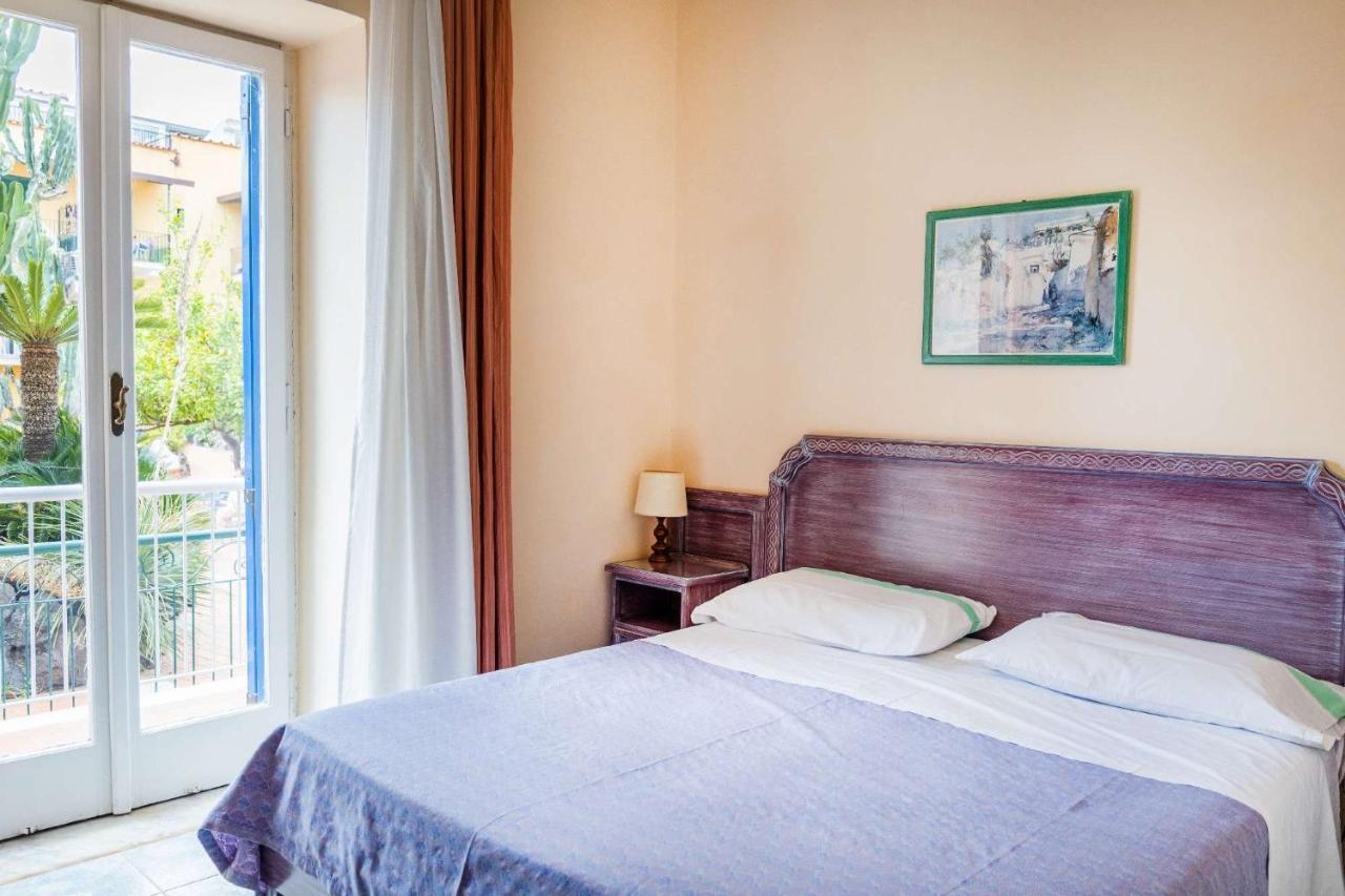 Hotel Royal Terme อีสเกีย ภายนอก รูปภาพ