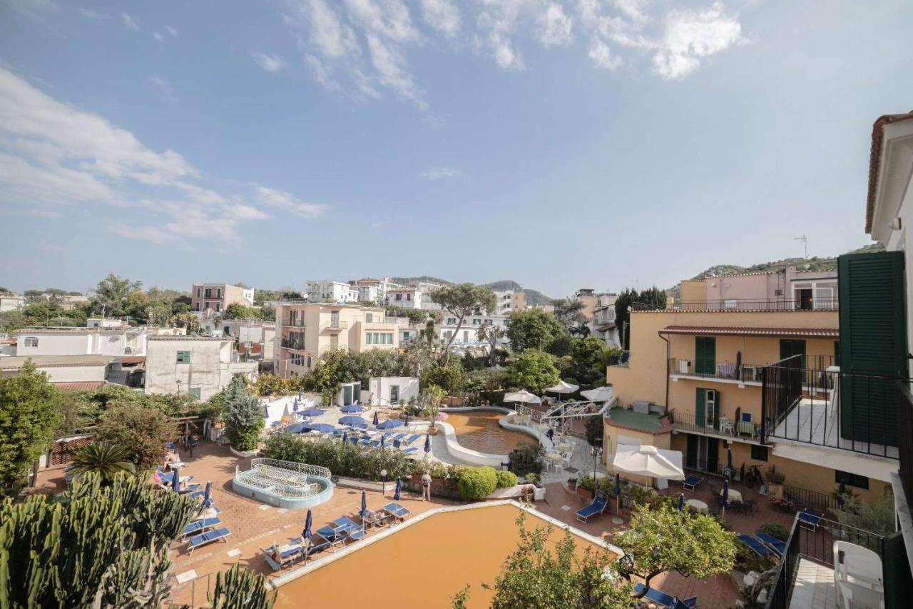 Hotel Royal Terme อีสเกีย ภายนอก รูปภาพ